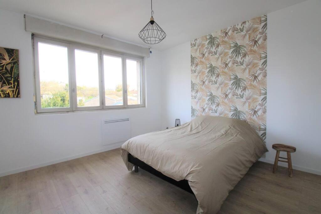 Joli Appartement Au Calme Lay-Saint-Christophe Exteriör bild