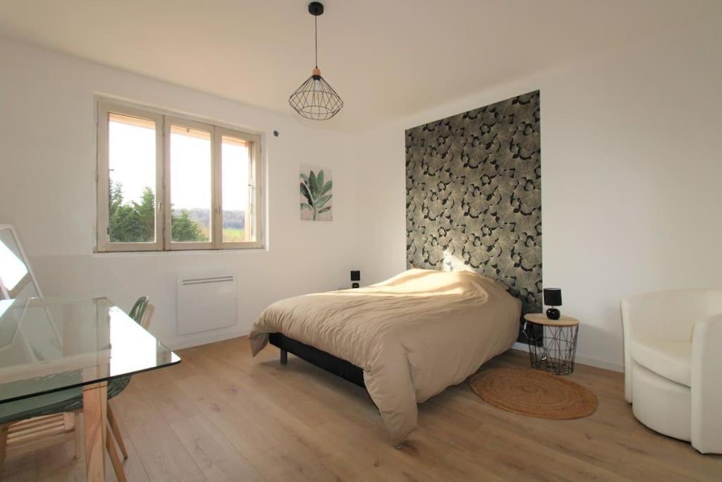 Joli Appartement Au Calme Lay-Saint-Christophe Exteriör bild